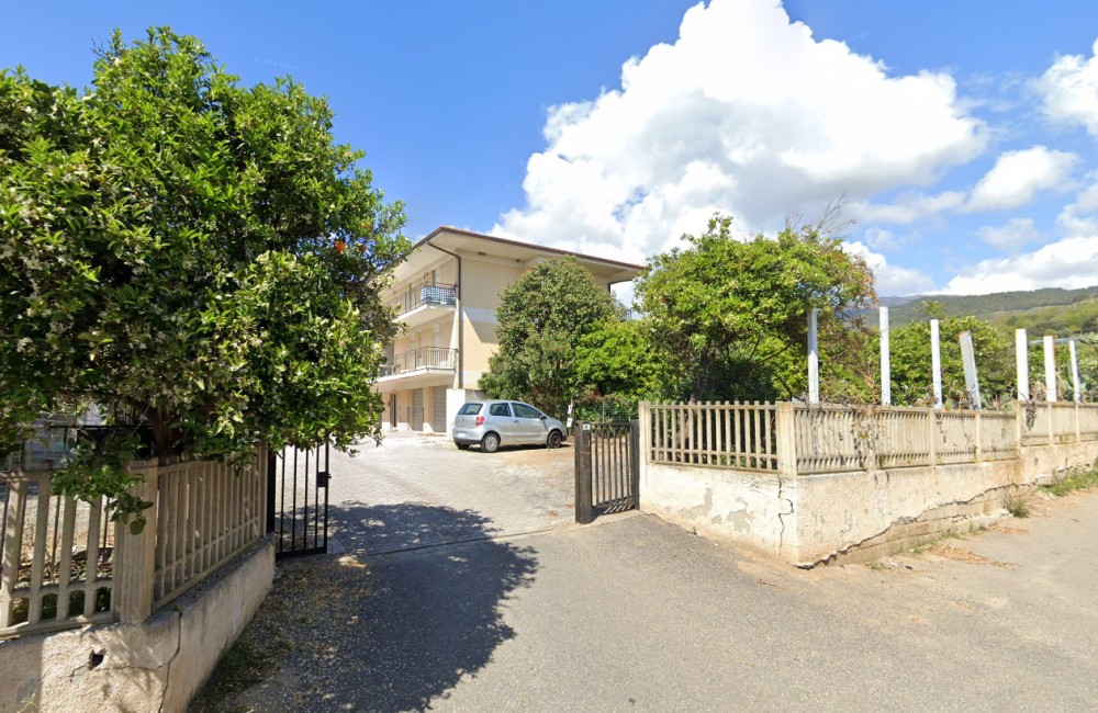 2 locali Appartamento For Vendita in Catanzaro, 