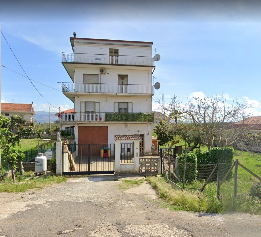 3 locali Appartamento For Vendita in Catanzaro,  - 1