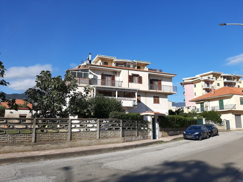 5 locali Appartamento For Vendita in Catanzaro, 